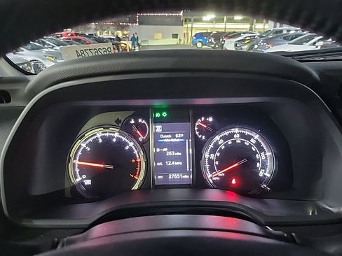 Used 2024 Toyota 4Runner TRD Off-Road image 15