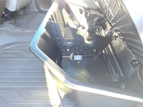 New 2026 GMC Sierra 1500 SLT w/ SLT Premium Package image 28