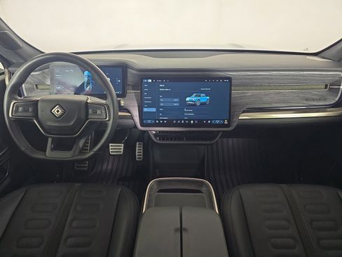 Used 2022 Rivian R1T Adventure image 25