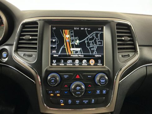 Used 2017 Jeep Grand Cherokee Limited AWD/4WD image 11