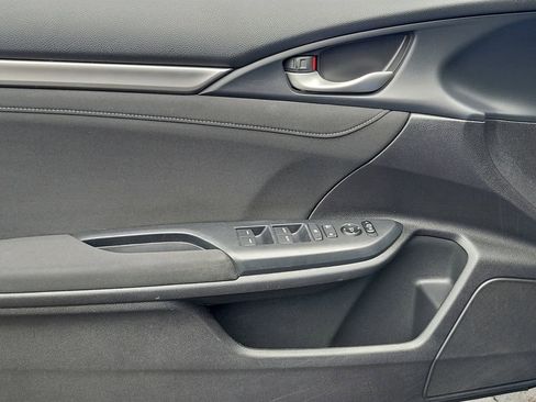 Certified 2019 Honda Civic EX image 18