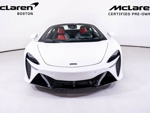 Used 2023 McLaren Artura RWD image 8