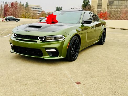 Used 2023 Dodge Charger Scat Pack RWD image 4