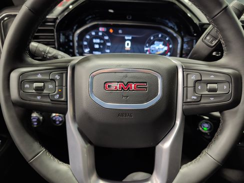 Used 2024 GMC Sierra 3500 SLE w/ SLE Value Package image 9