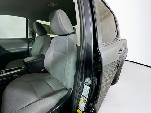 Used 2021 Toyota Tacoma SR5 image 12