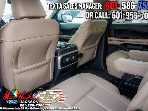 Certified 2023 Ford Expedition XLT image 8
