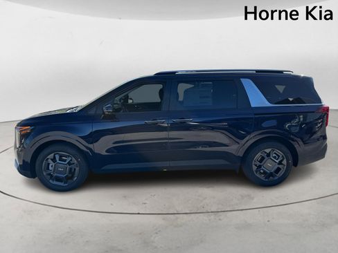 New 2026 Kia Carnival EX image 6