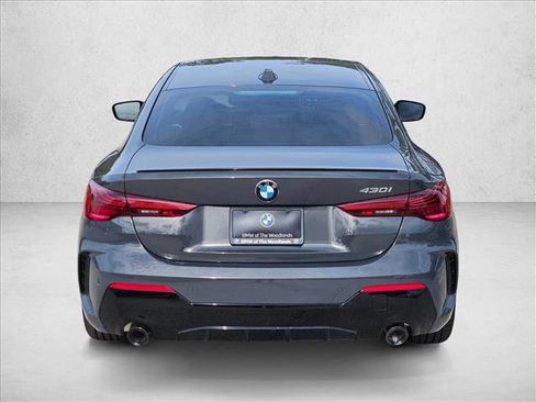 Used 2026 BMW 430i Coupe w/ M Sport Package RWD image 6