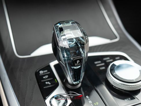 Used 2021 BMW X7 xDrive40i w/ M Sport Package image 38