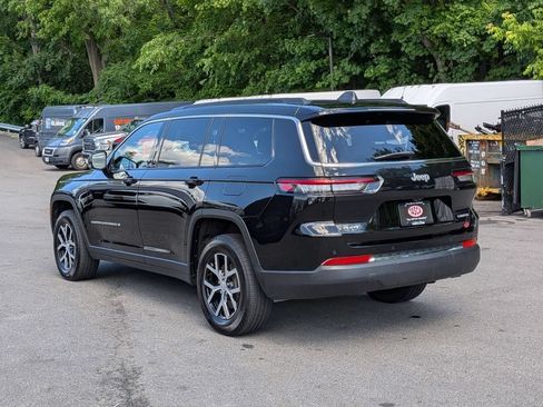 Used 2025 Jeep Grand Cherokee L Limited AWD/4WD image 9