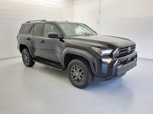 Used 2026 Toyota 4Runner SR5 AWD/4WD image 4