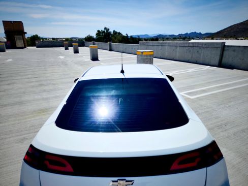 Used 2013 Chevrolet Volt Premium w/ Premium Trim Package image 6