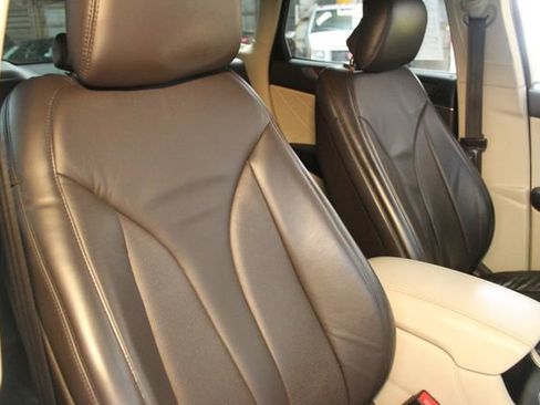 Used 2019 Lincoln MKC Select w/ Select Plus Package image 10