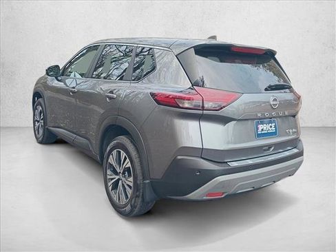Used 2023 Nissan Rogue SV image 7