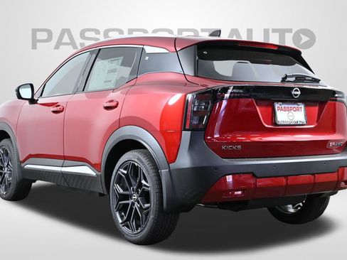 New 2026 Nissan Kicks SR w/ SR Premium Package image 4