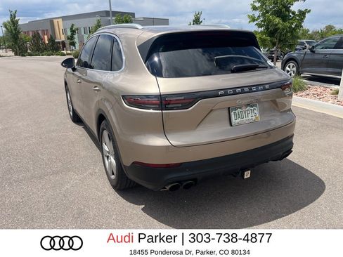 Used 2019 Porsche Cayenne S AWD/4WD image 3