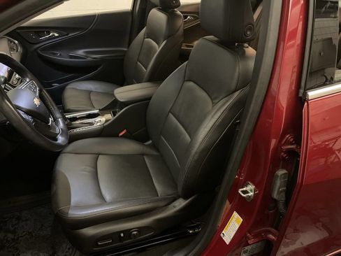 Used 2020 Chevrolet Malibu Premier FWD image 12