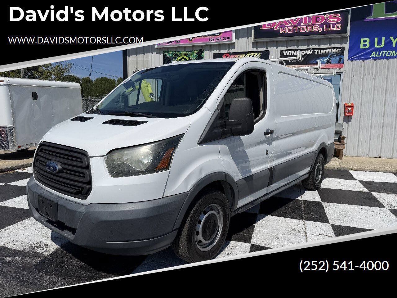 Used 2016 Ford Transit 150 130 Low Roof RWD image 1