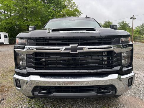 Used 2024 Chevrolet Silverado 3500 LT w/ Texas Edition AWD/4WD image 6