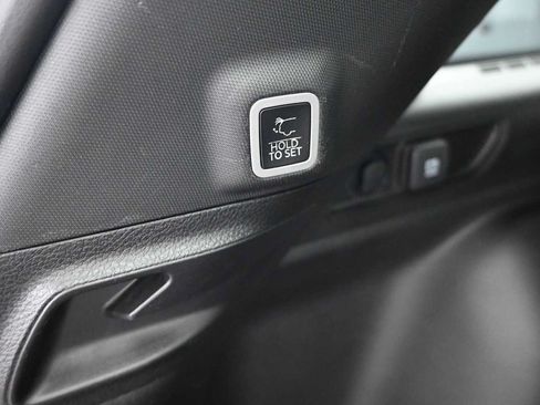 Used 2022 Jeep Grand Cherokee Altitude AWD/4WD image 28