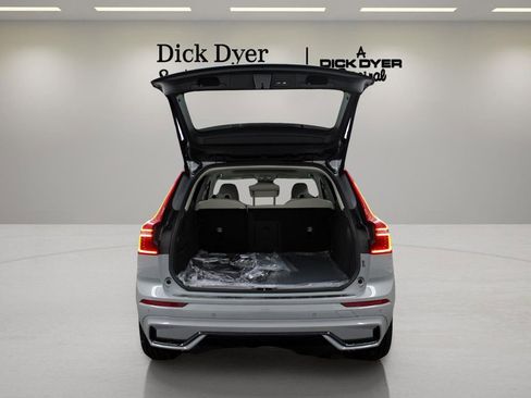 New 2026 Volvo XC60 B5 Ultra w/ Protection Package Premier image 30