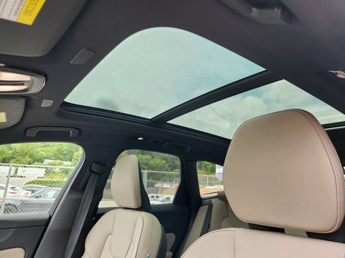 New 2026 Volvo XC60 T8 Plus w/ Protection Package Premier AWD/4WD image 10