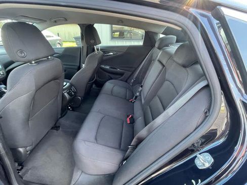 Used 2023 Chevrolet Malibu LT FWD image 14