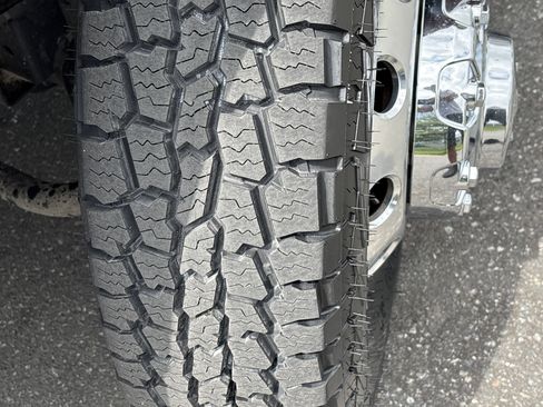 Used 2024 RAM 3500 Limited AWD/4WD image 13