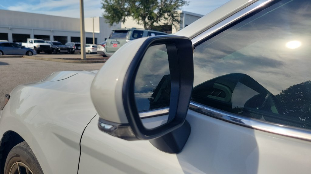 Certified 2023 Toyota Camry SE AWD/4WD image 4