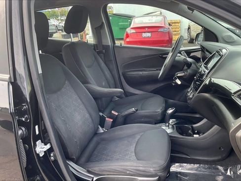 Used 2020 Chevrolet Spark LT image 7