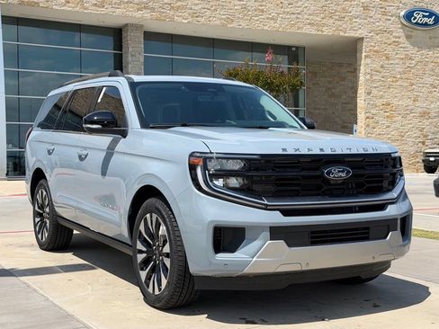 New 2026 Ford Expedition Platinum w/ Driver's Package AWD/4WD image 50