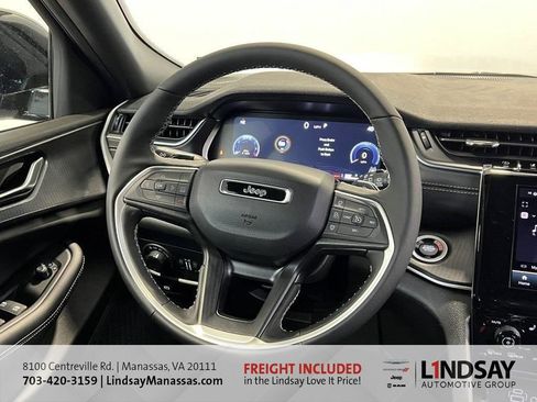 New 2025 Jeep Grand Cherokee Altitude w/ Trailer Tow Package image 19