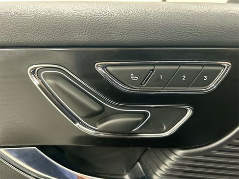 Used 2022 Lincoln Corsair AWD w/ Equipment Group 101A image 10