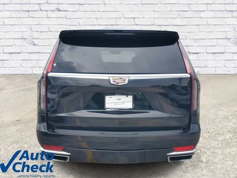 Used 2022 Cadillac Escalade ESV Premium Luxury RWD image 3
