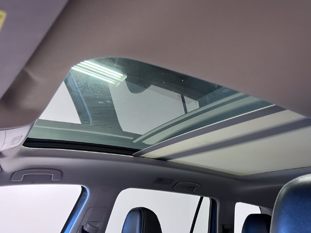 Certified 2023 Volkswagen Atlas SE w/ Panoramic Sunroof Package FWD image 29