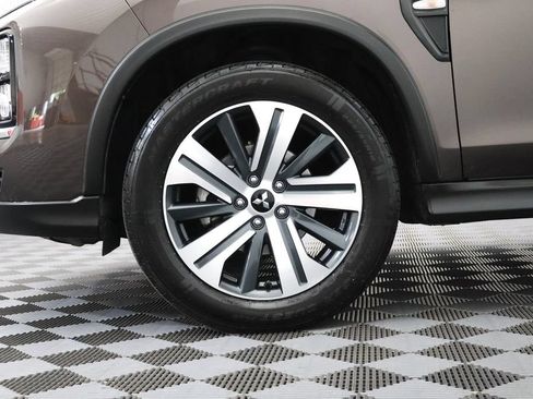 Used 2021 Mitsubishi Outlander Sport ES FWD image 5