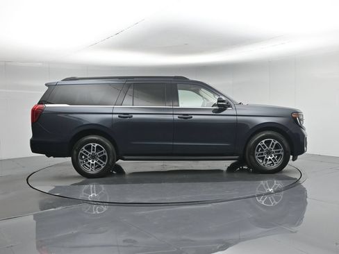 Used 2025 Ford Expedition Max Active RWD image 33