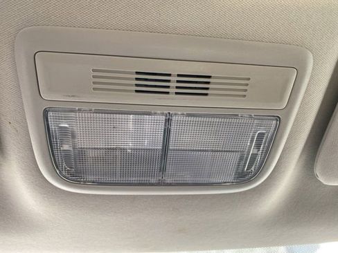 Used 2022 Honda HR-V LX image 15