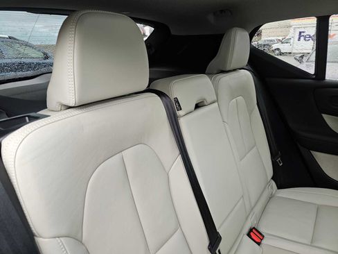 Used 2025 Volvo XC40 B5 Plus w/ Protection Package Premier image 14