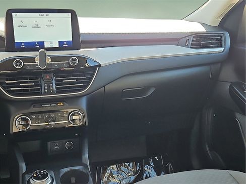 Used 2021 Ford Escape SE image 15