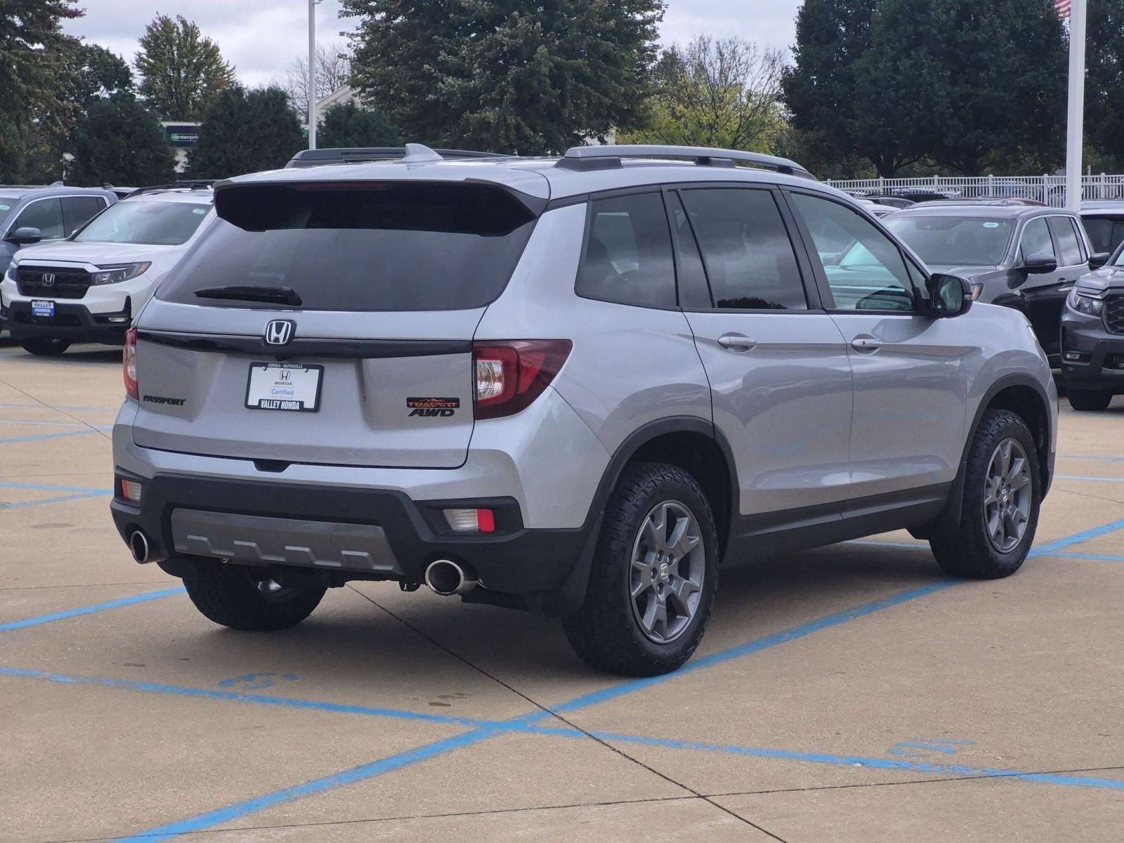 Used 2024 Honda Passport TrailSport image 6
