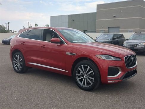 New 2025 Jaguar F-PACE R-Dynamic S image 4