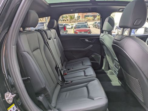 Used 2023 Audi Q7 3.0T Premium Plus AWD/4WD image 28