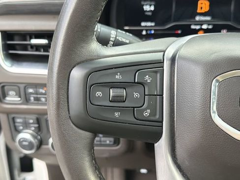 Used 2022 GMC Yukon SLT w/ SLT Premium Package image 31