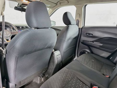 Used 2024 Nissan Kicks SV FWD image 36