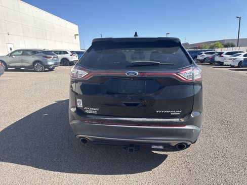 Used 2016 Ford Edge Titanium FWD image 4