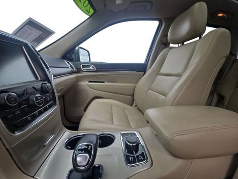 Used 2015 Jeep Grand Cherokee Limited w/ Luxury Group II image 11