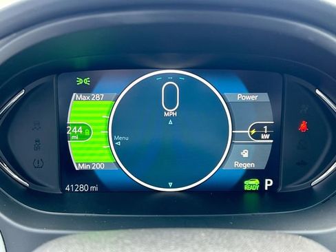 Used 2017 Chevrolet Bolt Premier image 11