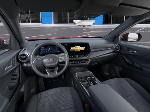New 2026 Chevrolet Equinox LT w/ Safety and Technology Package image 13