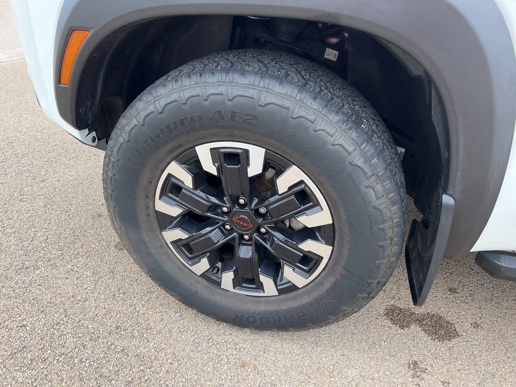 Used 2023 Nissan Frontier PRO-4X w/ Tow Package AWD/4WD image 9